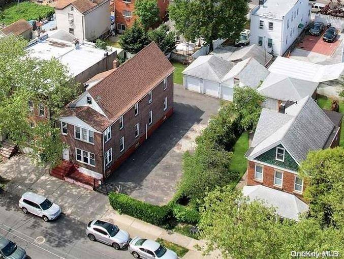 Ozone Park, NY 11416,97-36 105th ST