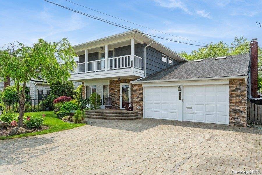 Lido Beach, NY 11561,145 School LN