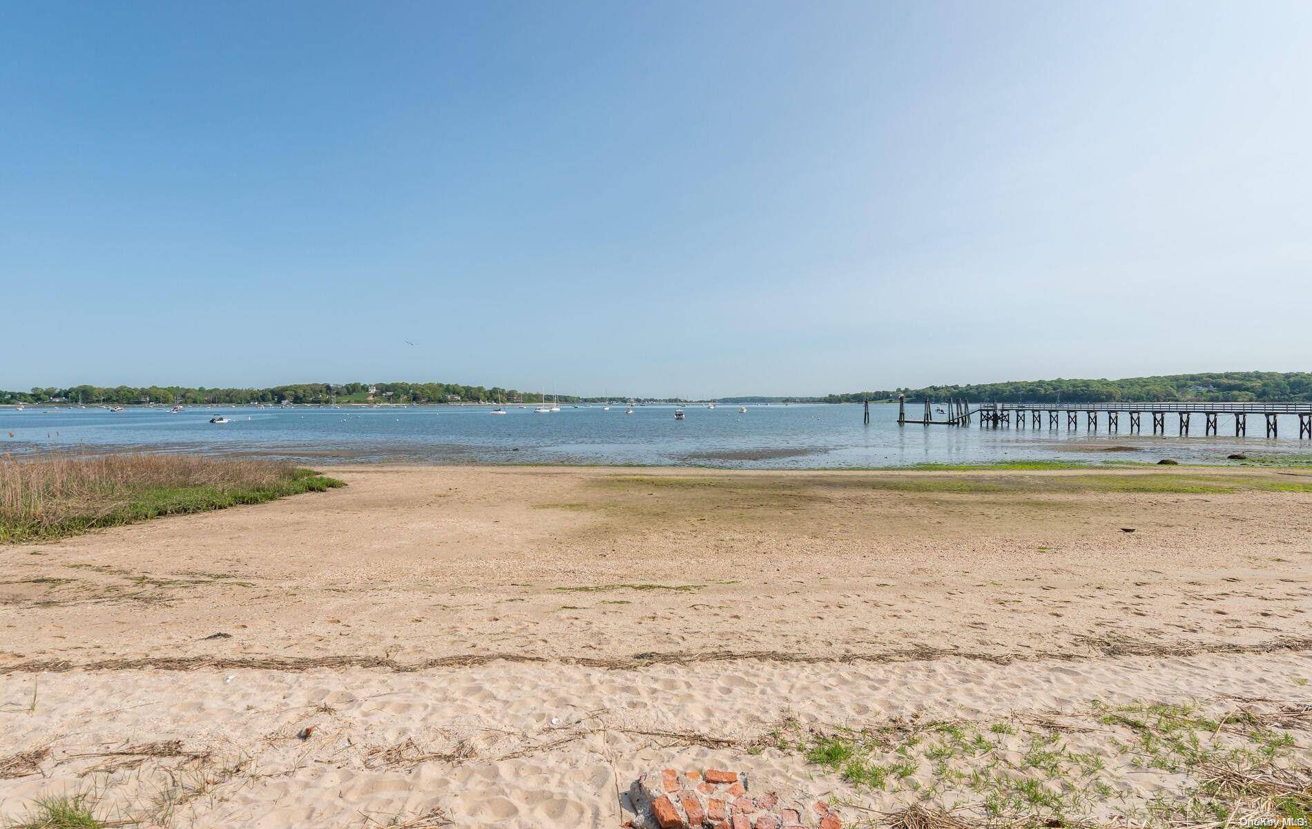 Oyster Bay, NY 11771,Harbor RD