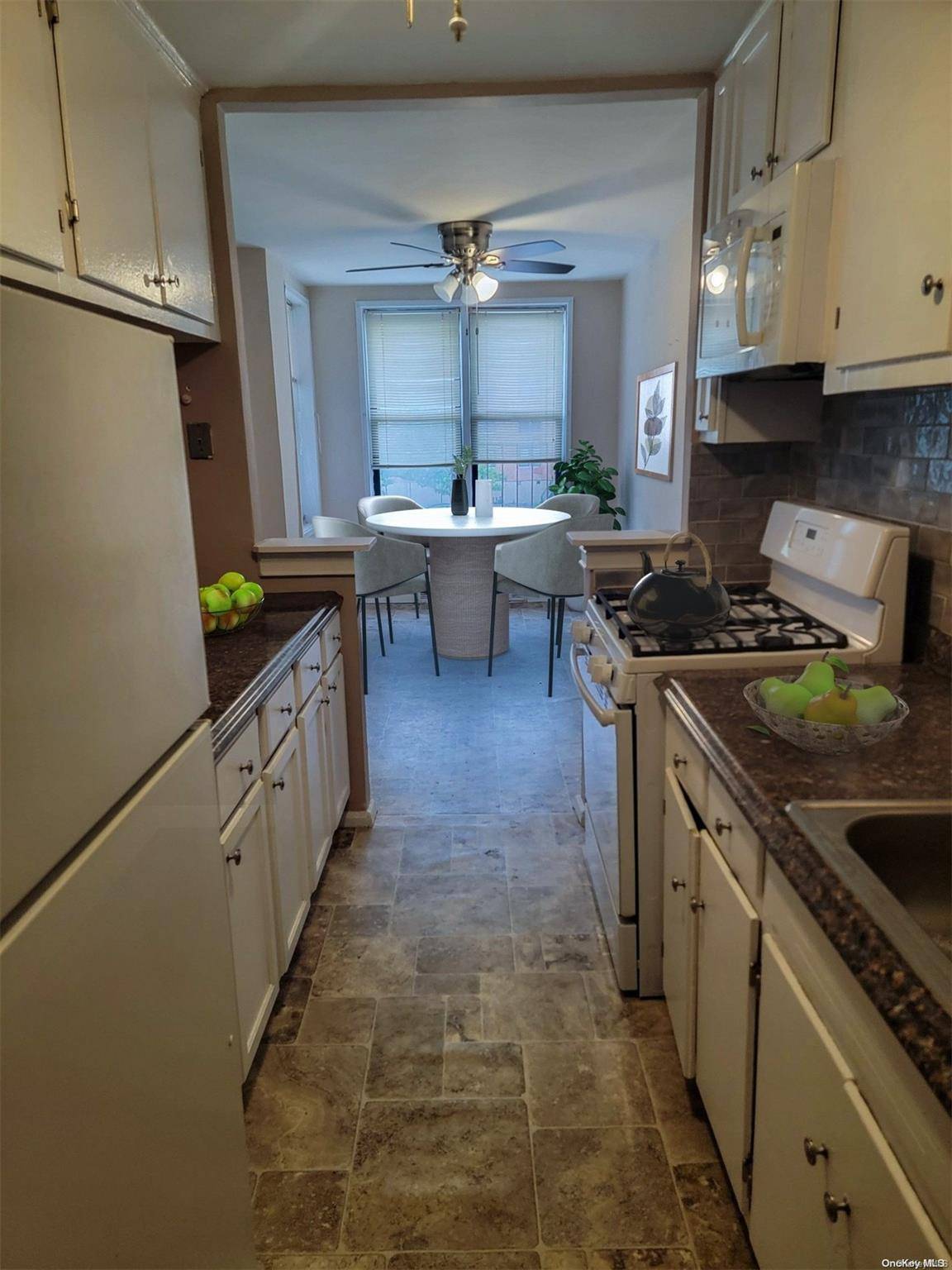 Brooklyn, NY 11235,2800 Coyle ST #304