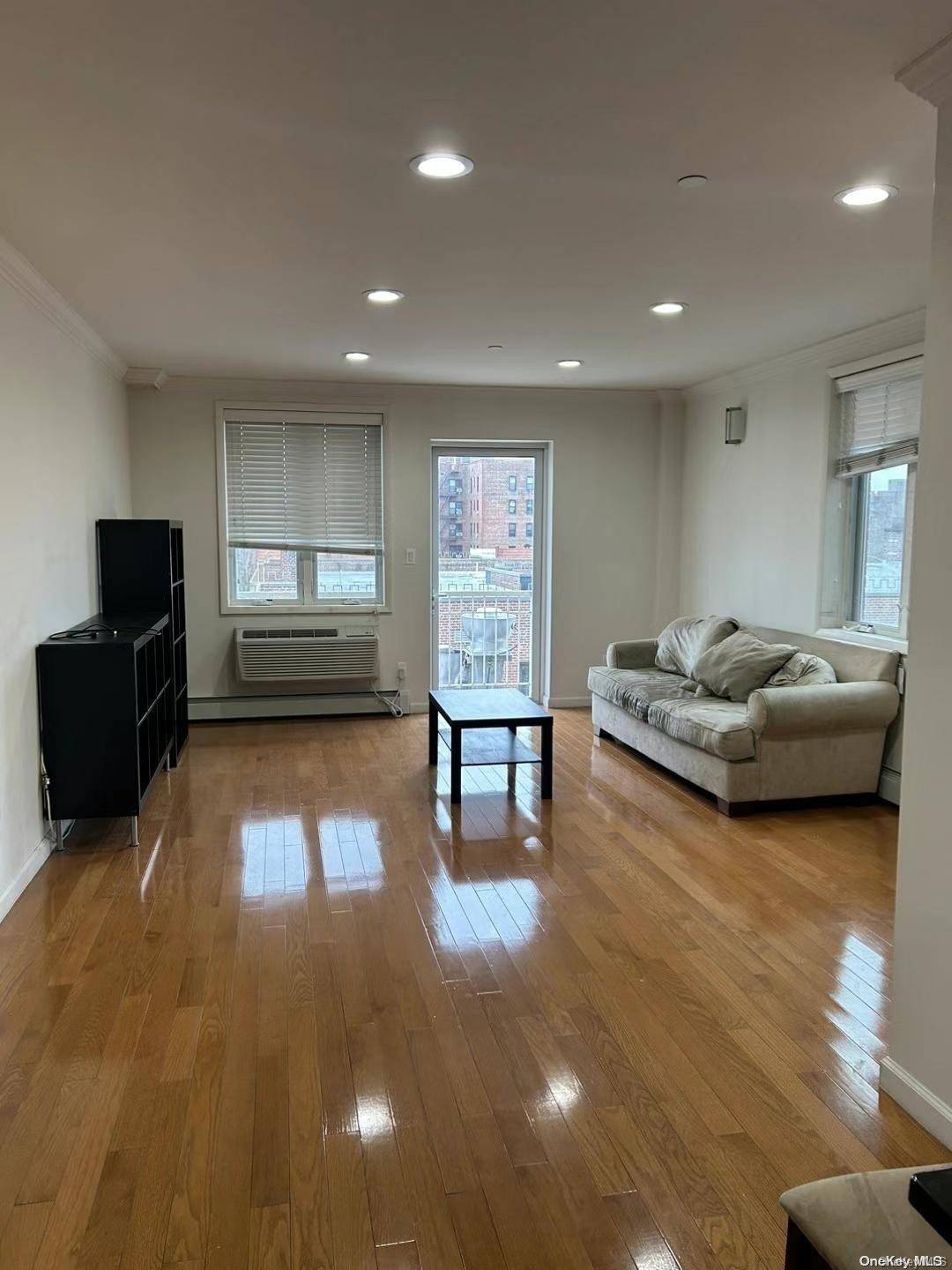 Flushing, NY 11354,149-06 Northern BLVD #303