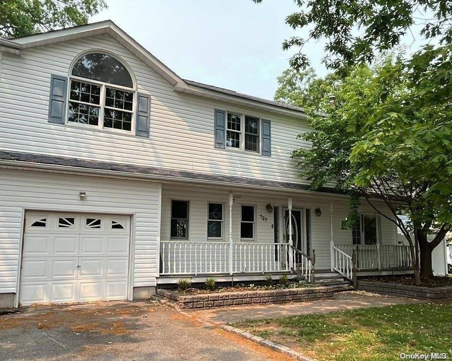 Ronkonkoma, NY 11779,127 Hawkeye ST