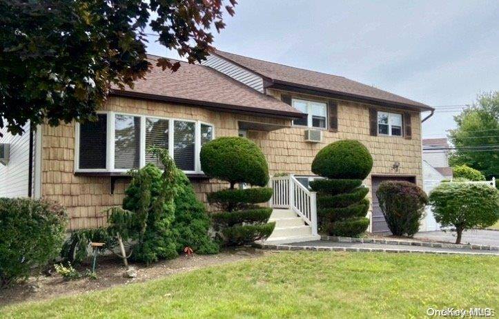 Wantagh, NY 11793,3797 Regent LN