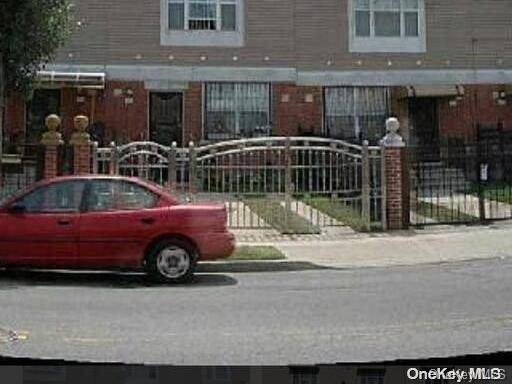 Brooklyn, NY 11207,230 New Lots AVE