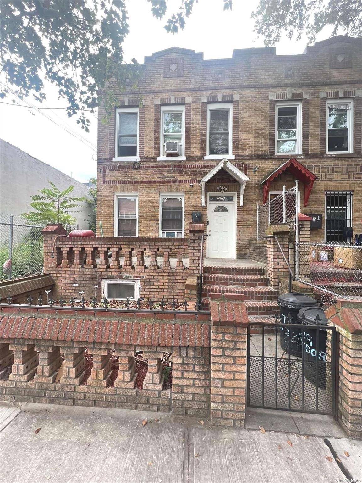 Brooklyn, NY 11212,579 Osborn ST