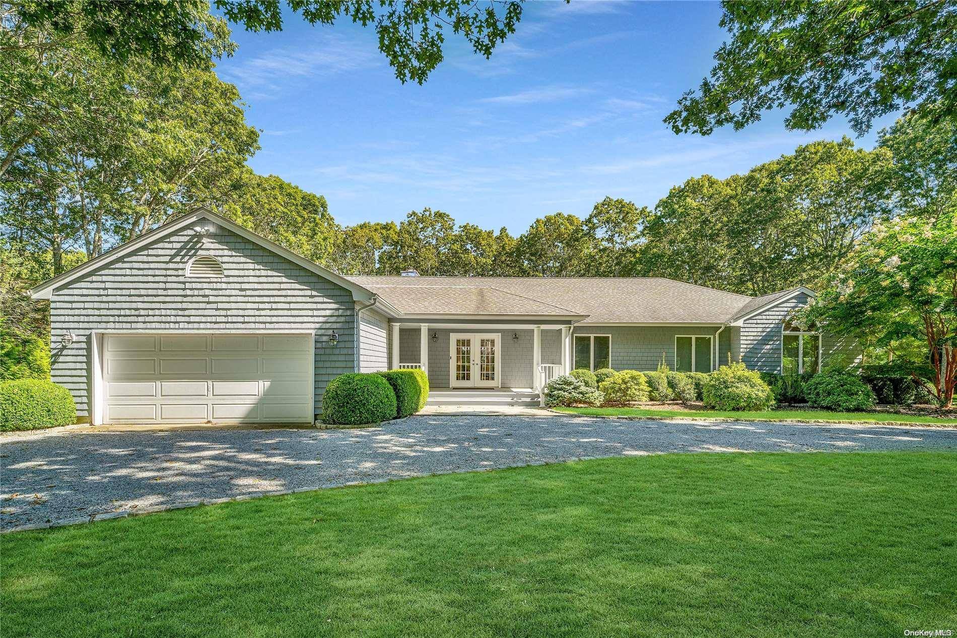 Quogue, NY 11959,29 Elizabeth LN