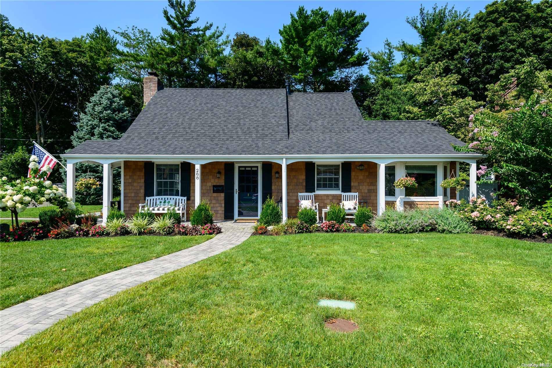 Carle Place, NY 11514,288 Jamaica BLVD