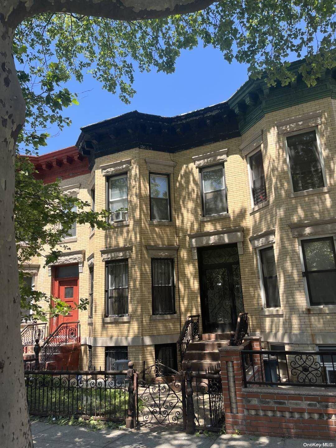 Brooklyn, NY 11213,1293 Park