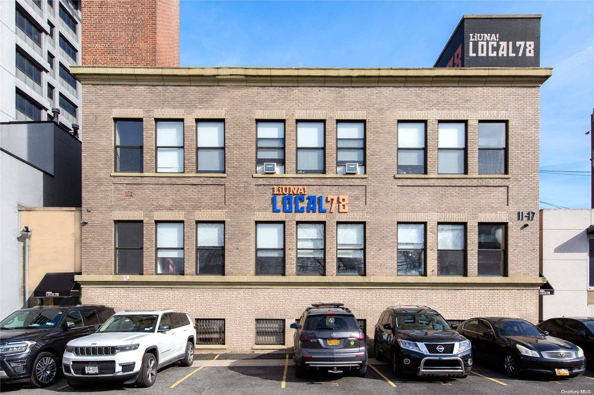 Long Island City, NY 11101,11-17 43rd AVE