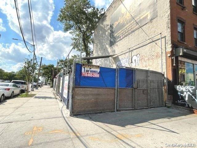 Brooklyn, NY 11233,196 Rockaway AVE