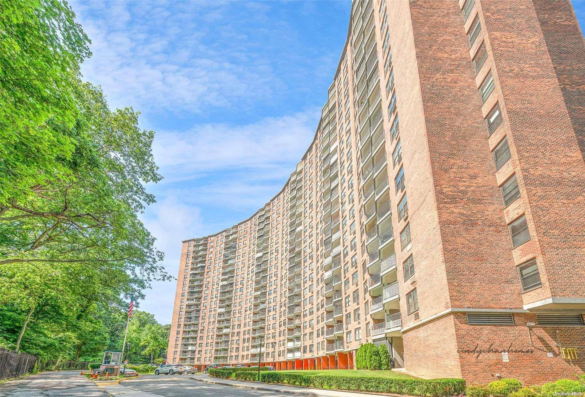 Glendale, NY 11385,90-50 Union TPKE #14G