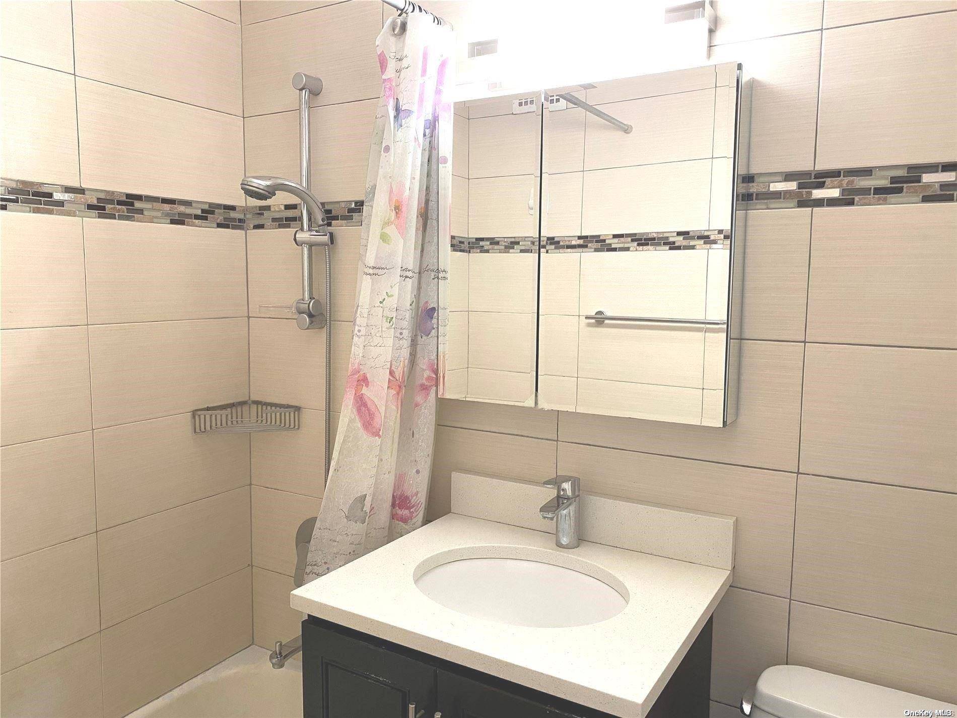 Forest Hills, NY 11375,110-11 Queens BLVD #19N