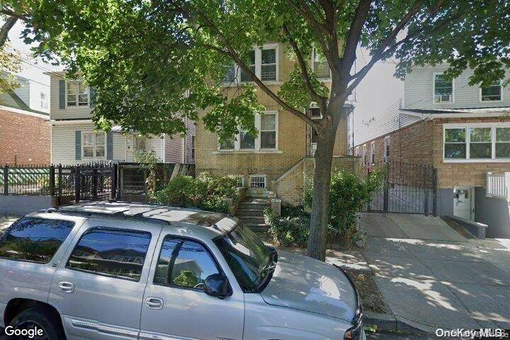 Flushing, NY 11368,50-40 96th ST