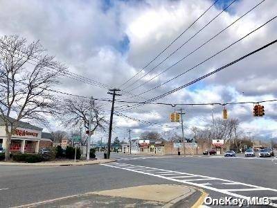 North Lindenhurst, NY 11757,718-724 N Wellwood AVE