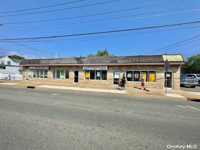 North Lindenhurst, NY 11757,718-724 N Wellwood AVE