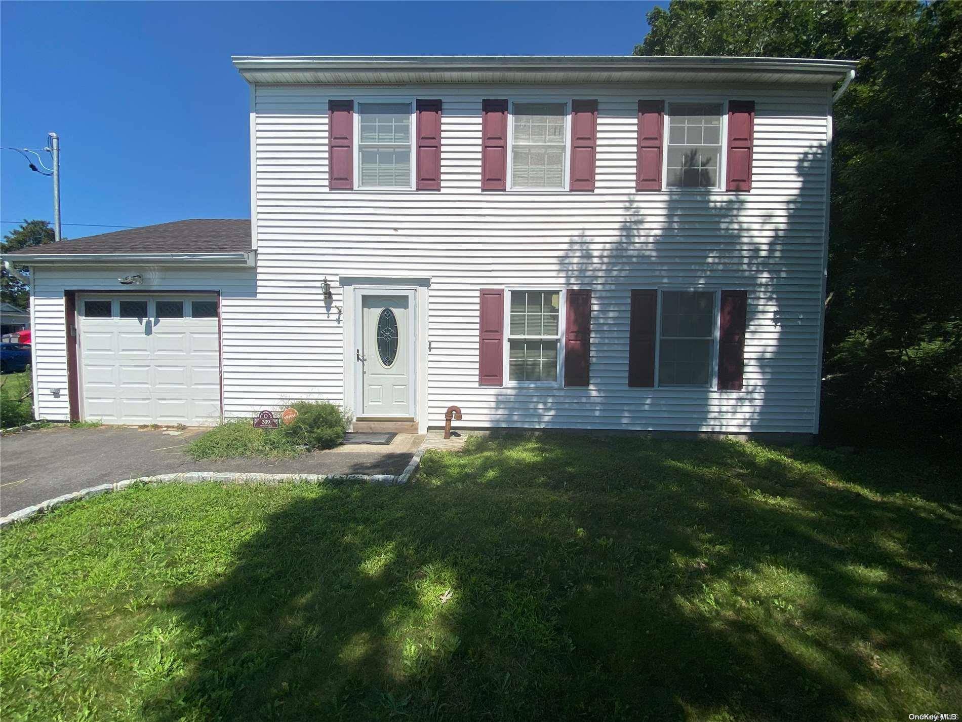 Bellport, NY 11713,Address not disclosed