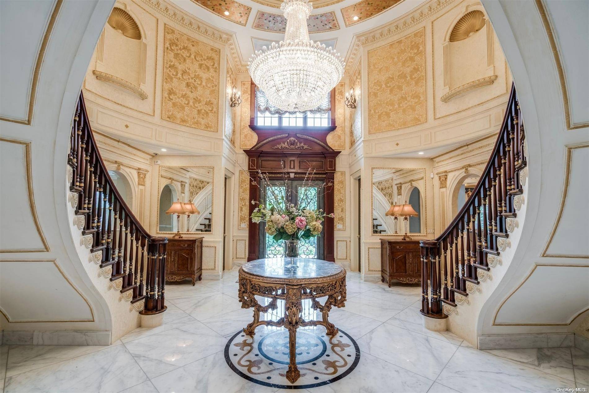 Manhasset, NY 11030,88 Walter LN