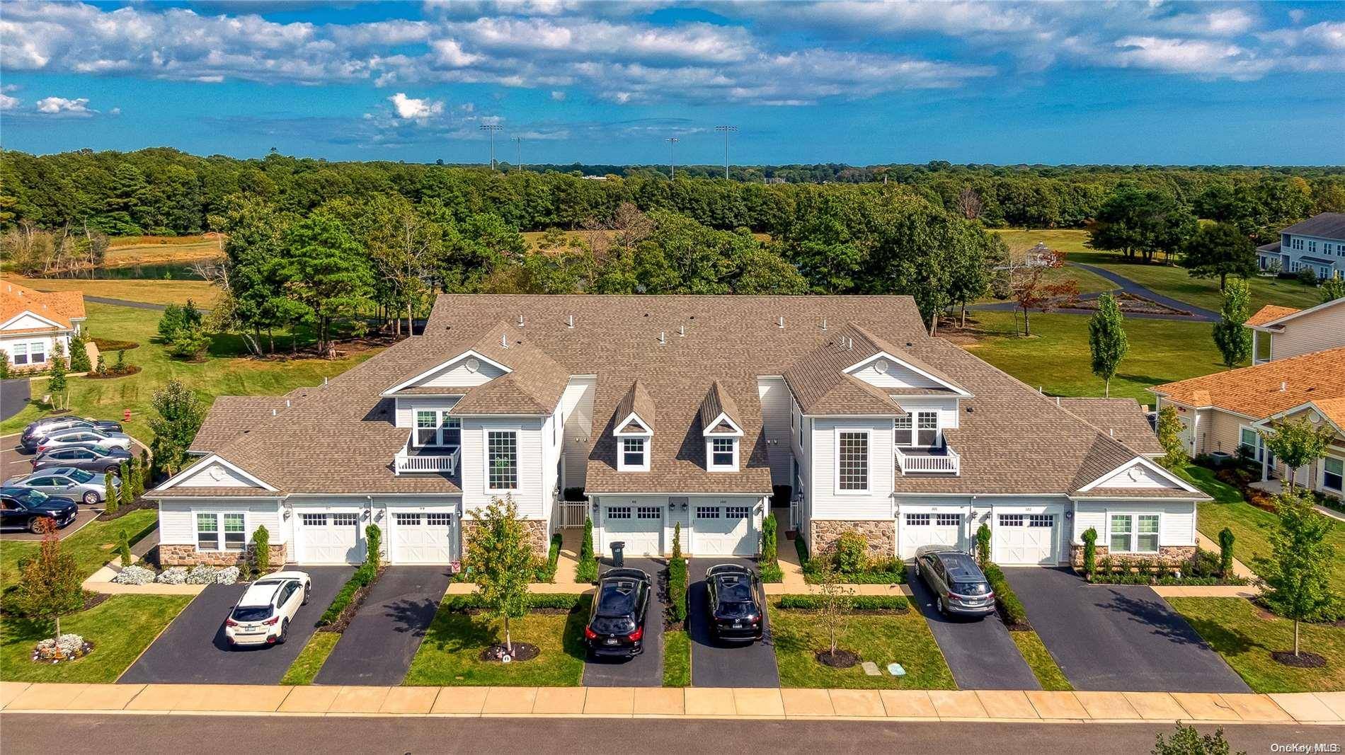 Shirley, NY 11967,99 Lakeside CT #99