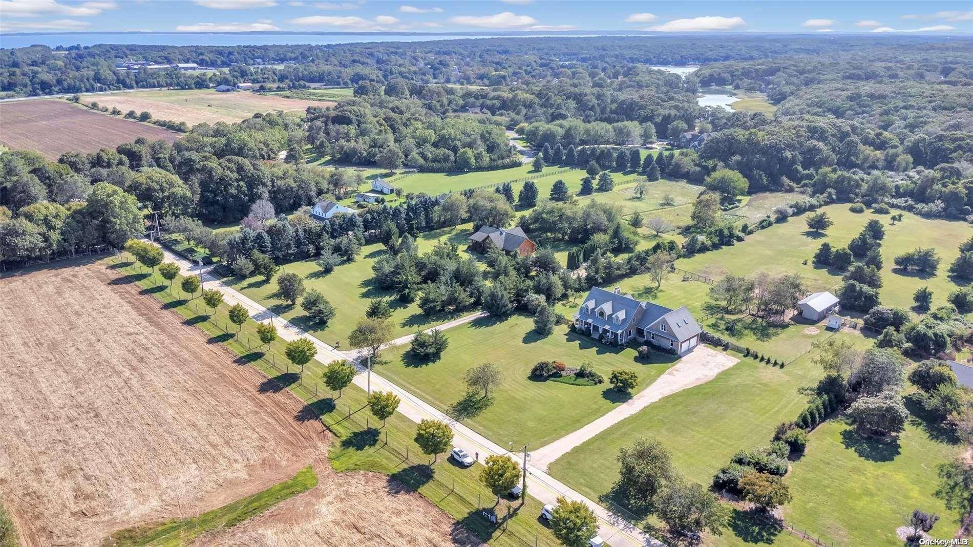 Mattituck, NY 11952,4225 Mill LN