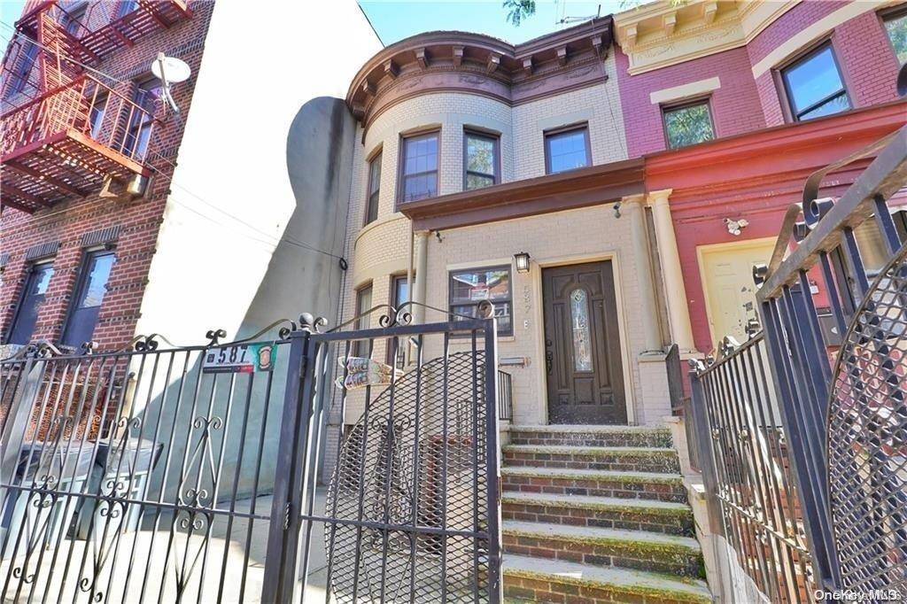 Brooklyn, NY 11207,587 Van Siclen AVE