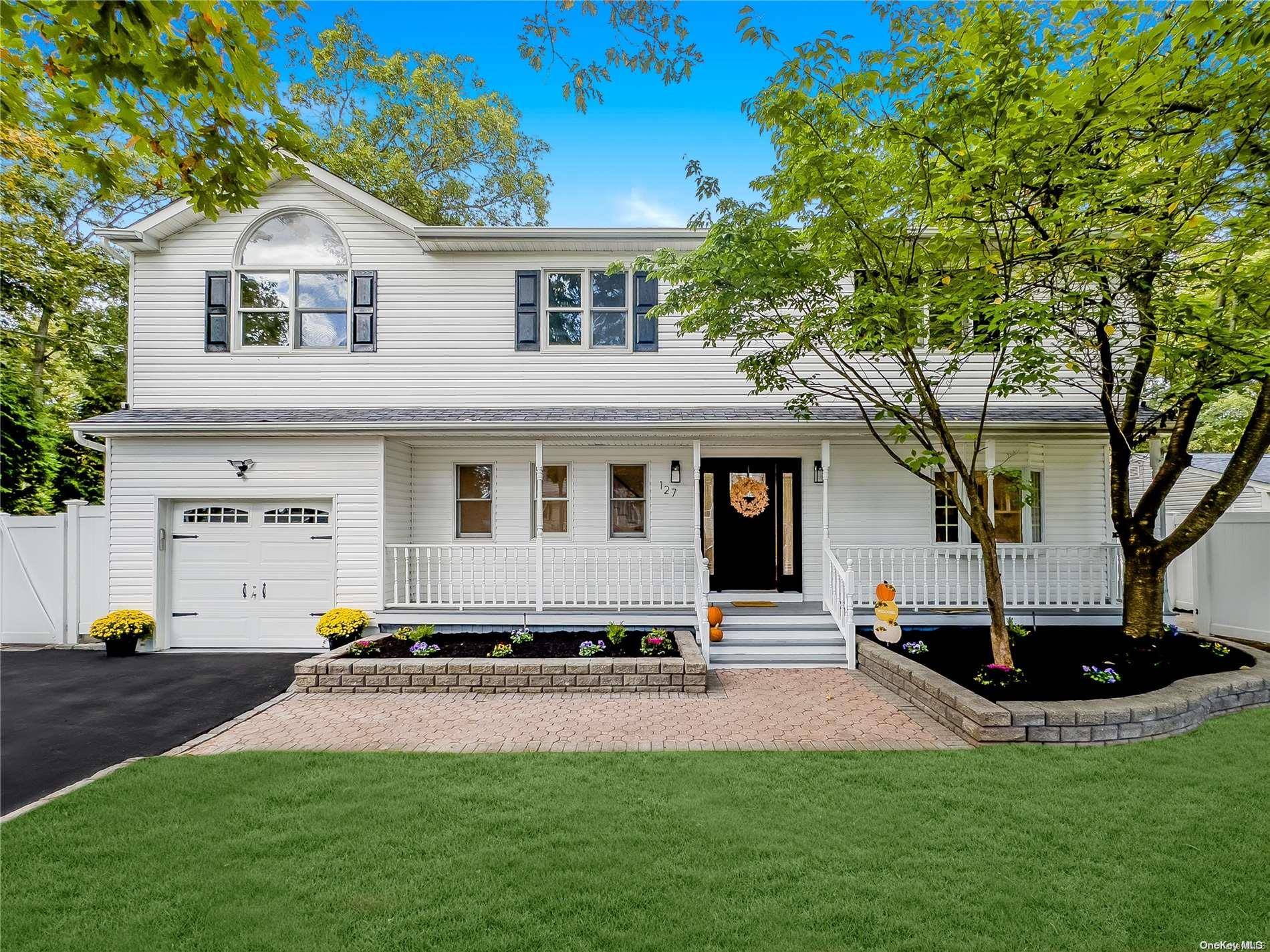 Ronkonkoma, NY 11779,127 Hawkeye ST
