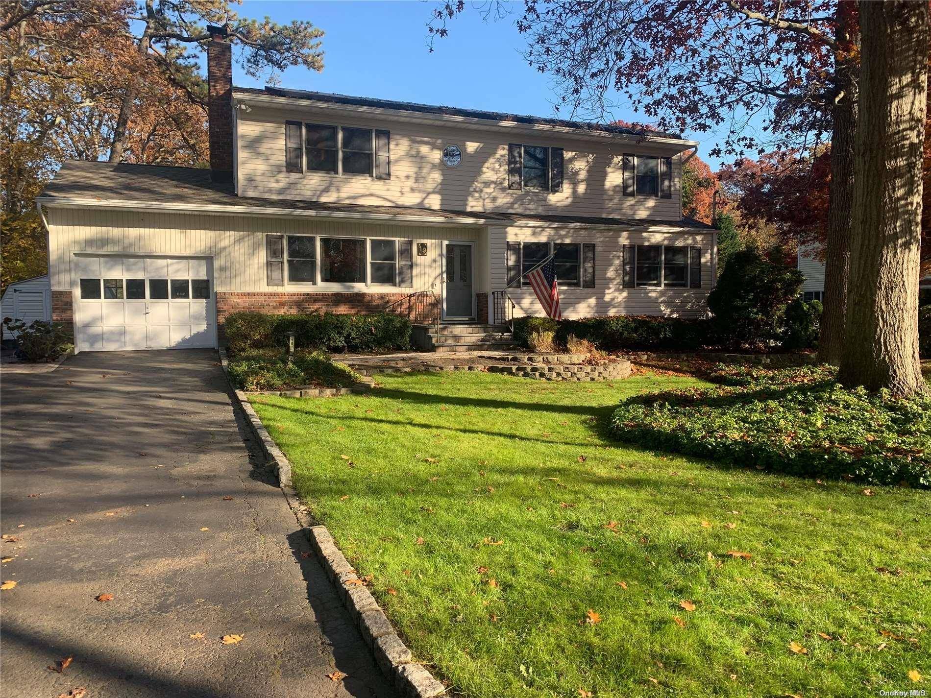 Nesconset, NY 11767,19 Millan AVE