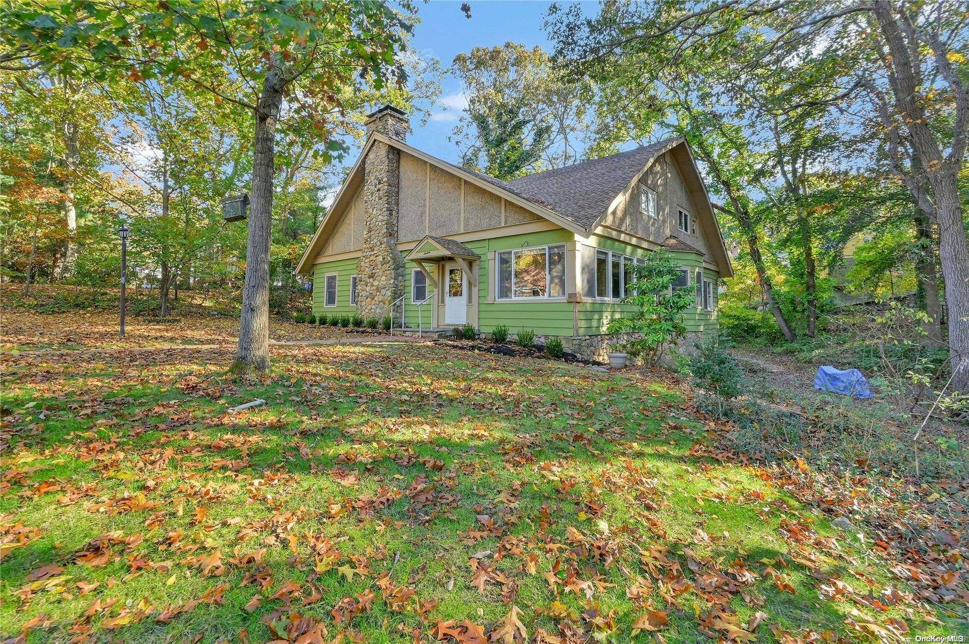 Stony Brook, NY 11790,16 Midwood RD