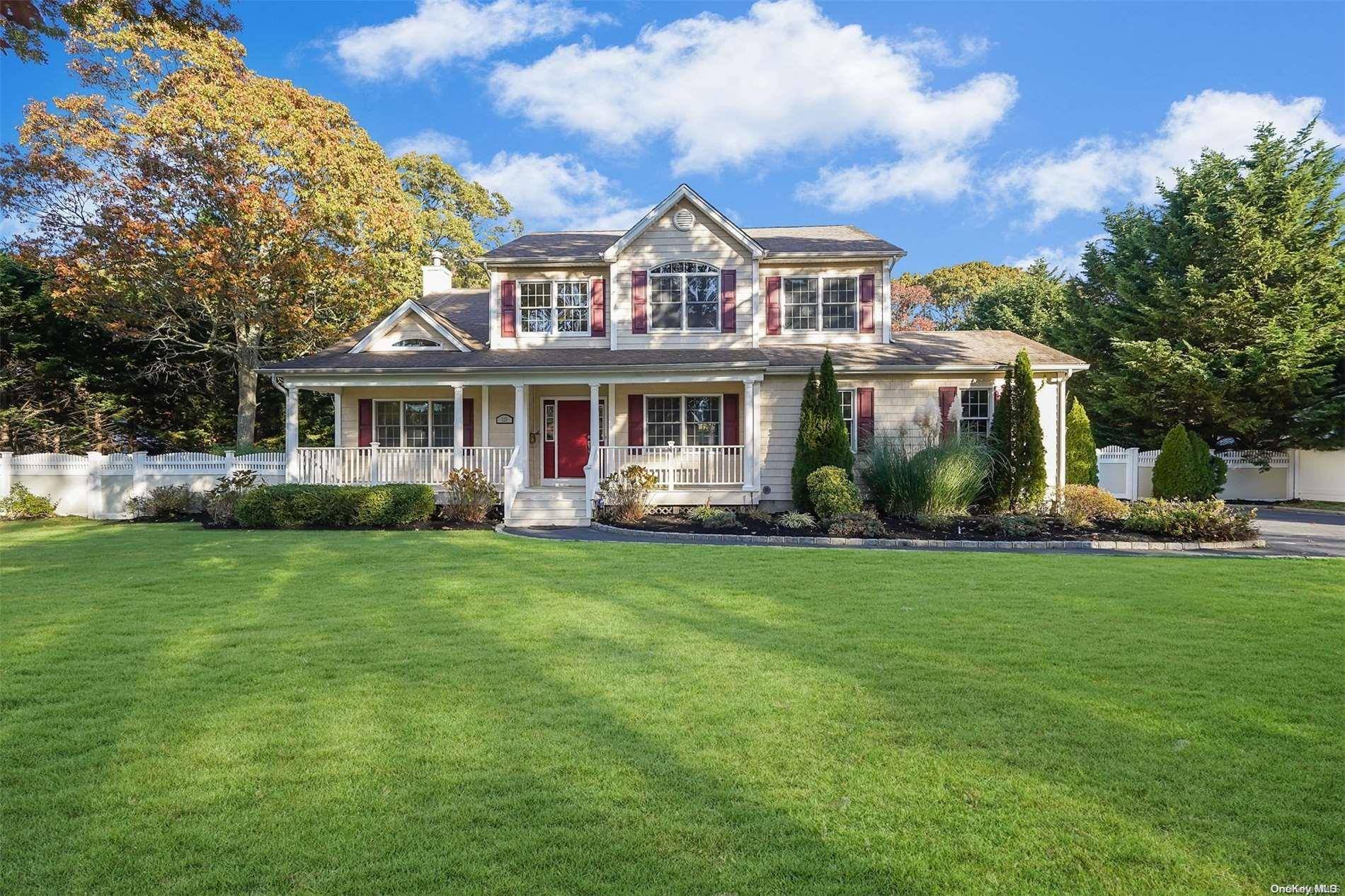 East Islip, NY 11730,125 Woodland ST