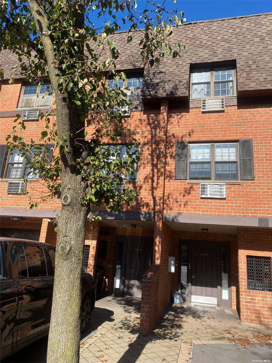 Bayside, NY 11364,220-59 67th AVE #169