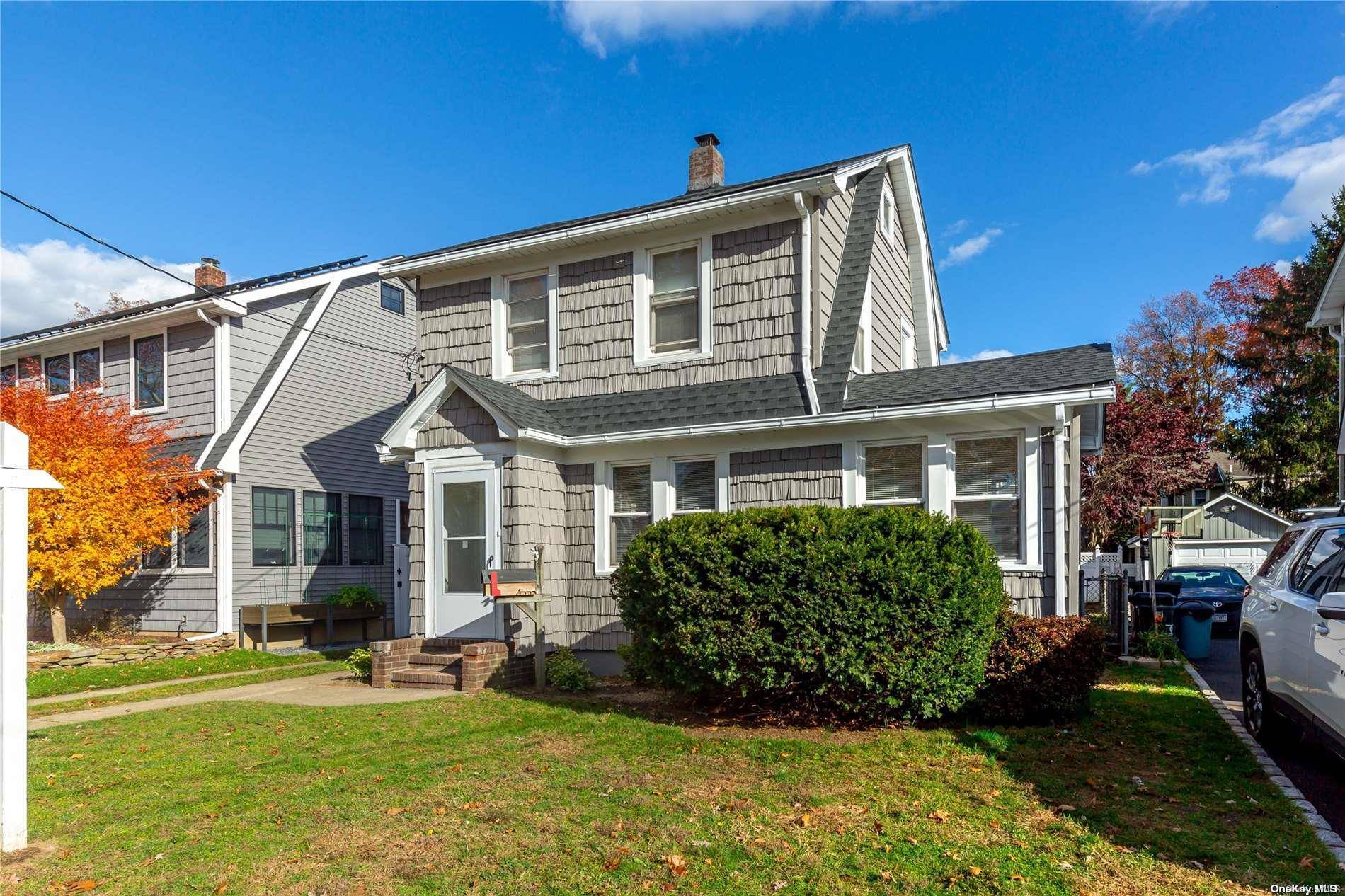 Bellmore, NY 11710,2171 Howard PL