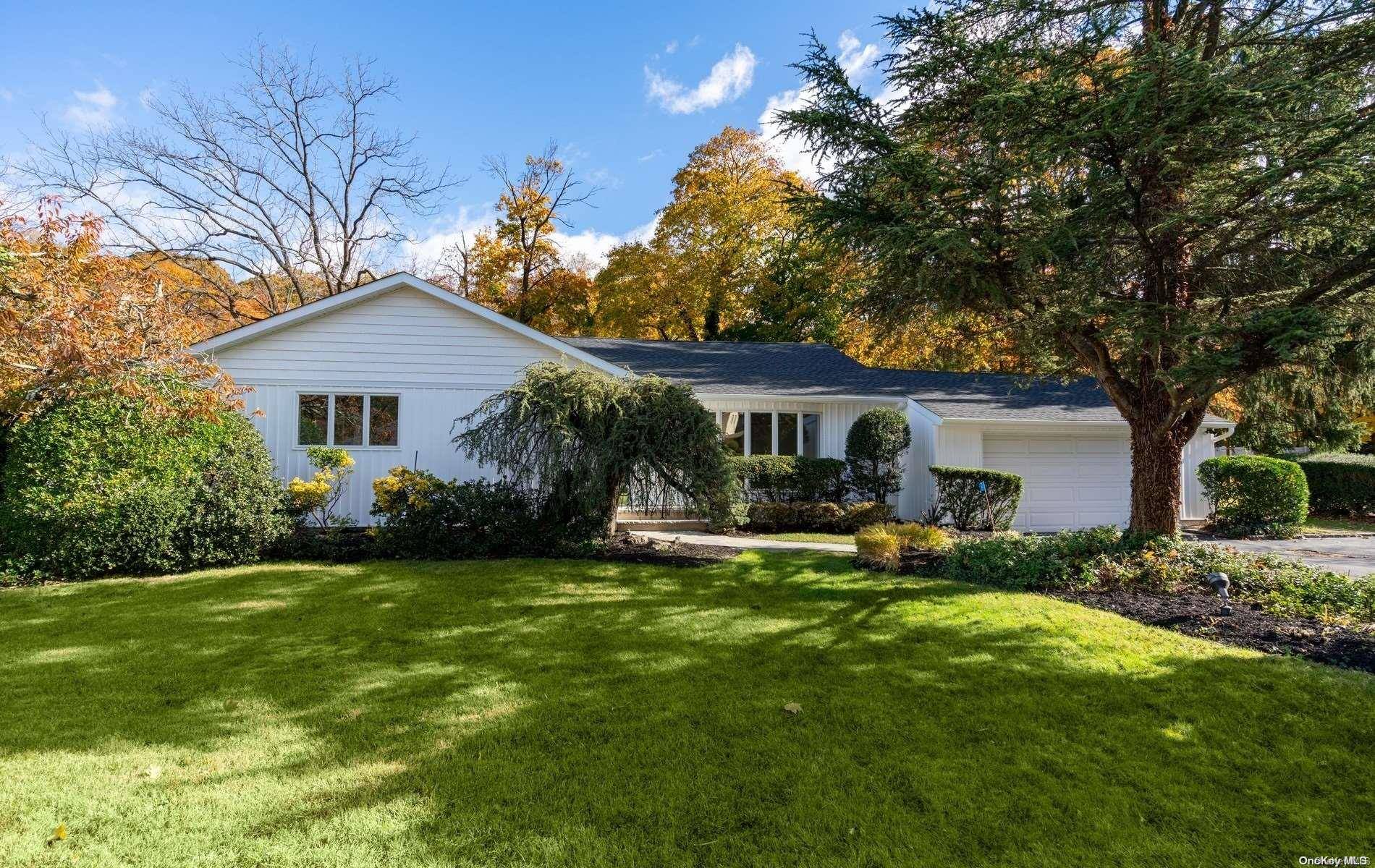 East Hills, NY 11576,85 Cedar DR