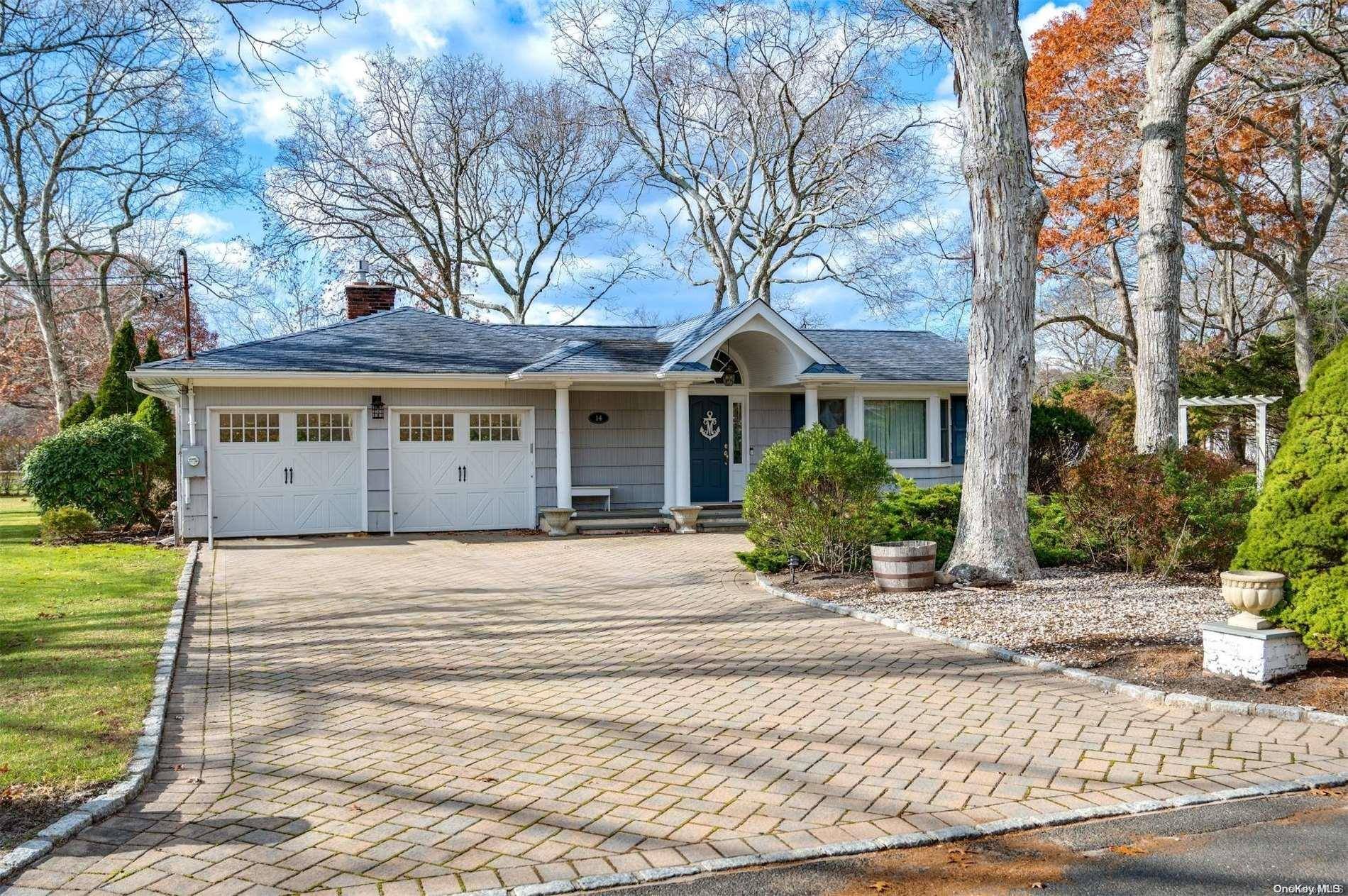 East Quogue, NY 11942,14 Landing LN