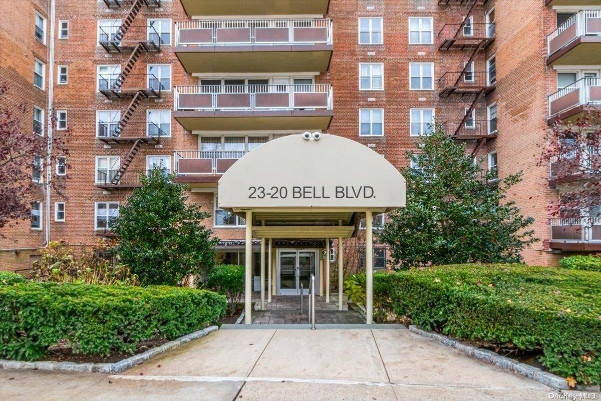 Bayside, NY 11360,23-20 Bell Blvd #4F