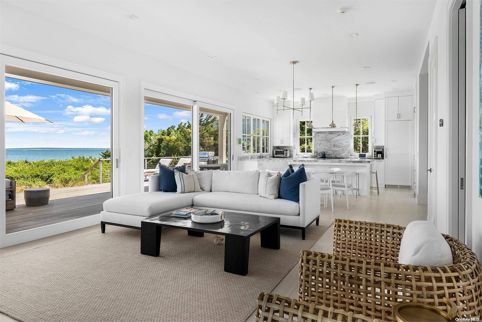 East Hampton, NY 11937,57 Sammys Beach RD