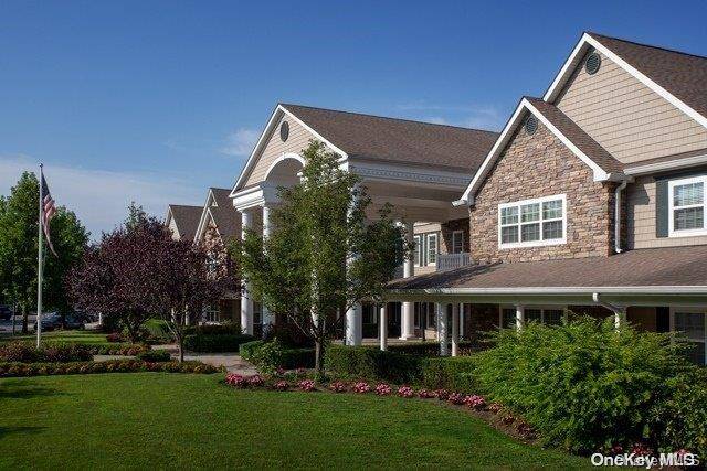 Sayville, NY 11782,400 Adams WAY #52