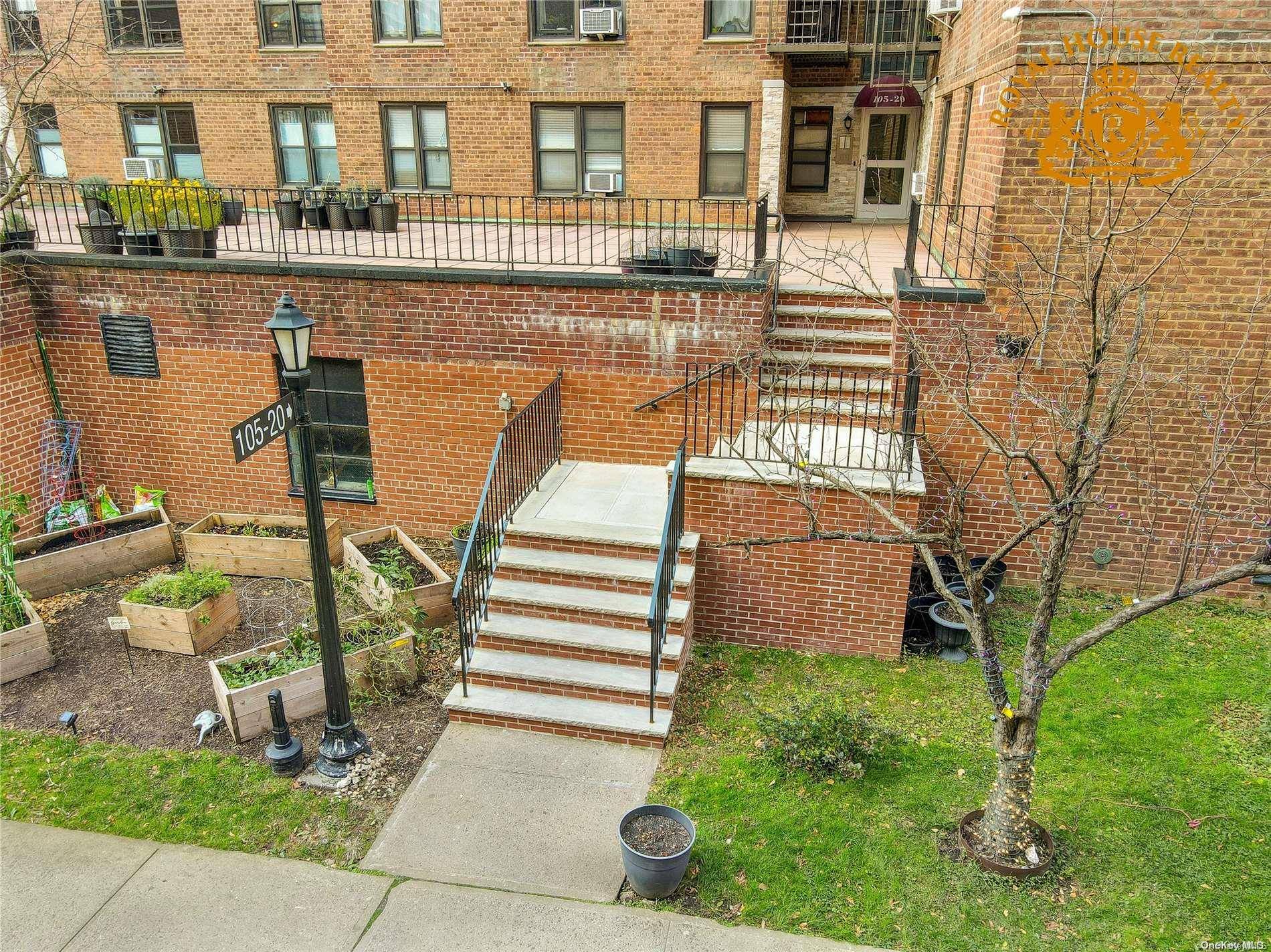 Forest Hills, NY 11375,105-20 66th AVE #5D