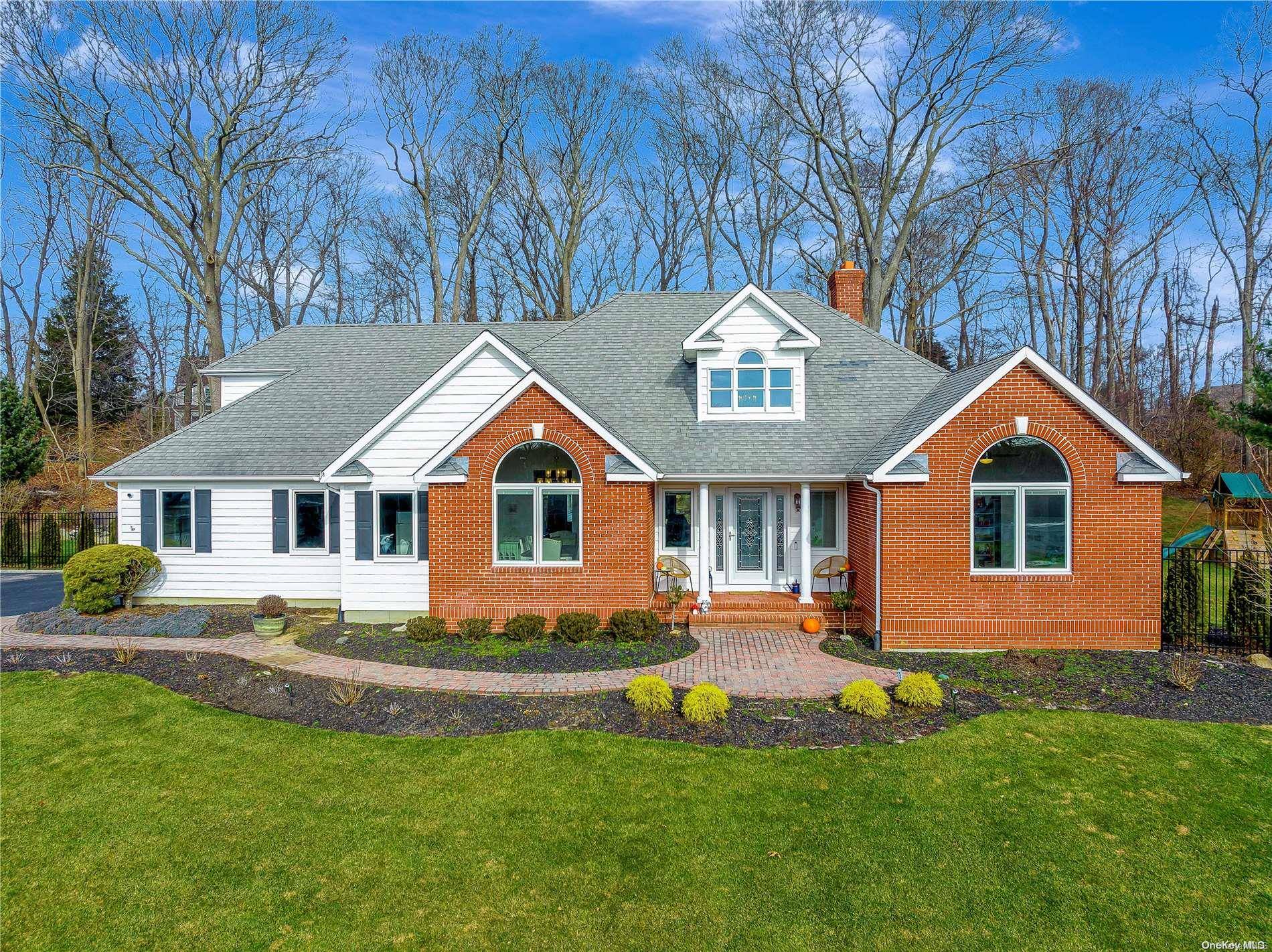 Wading River, NY 11792,64 Cambridge Court