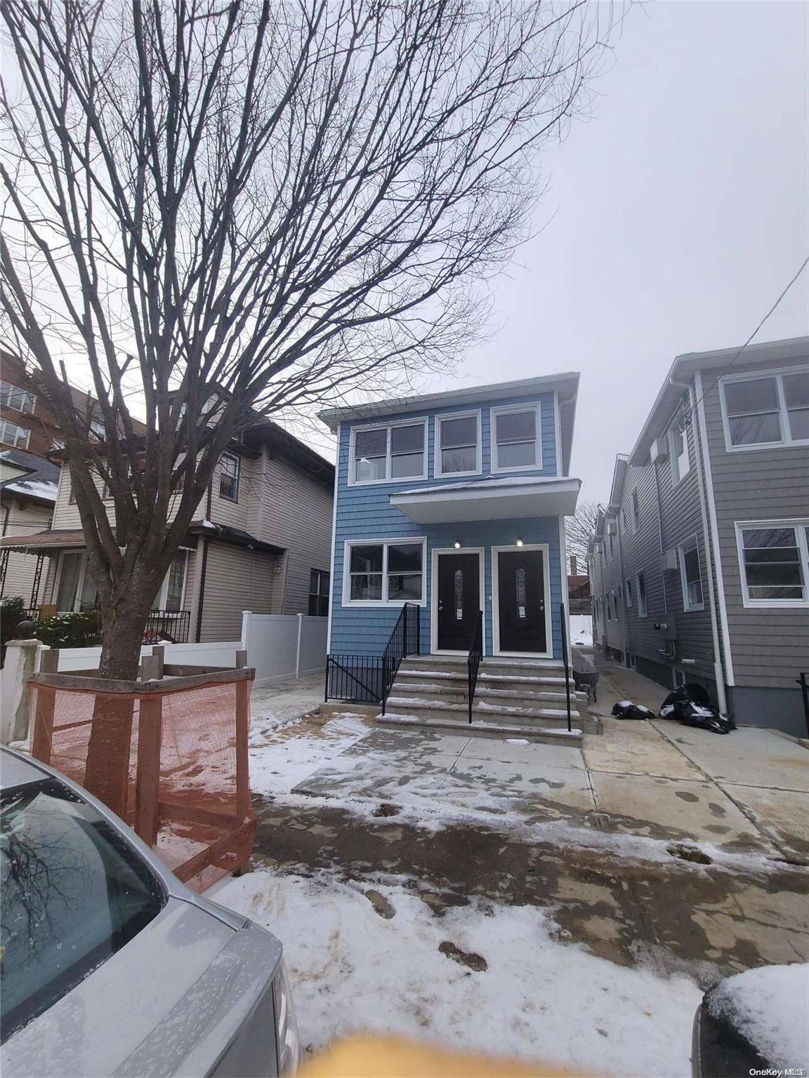 Far Rockaway, NY 11691,1323 Gipson ST