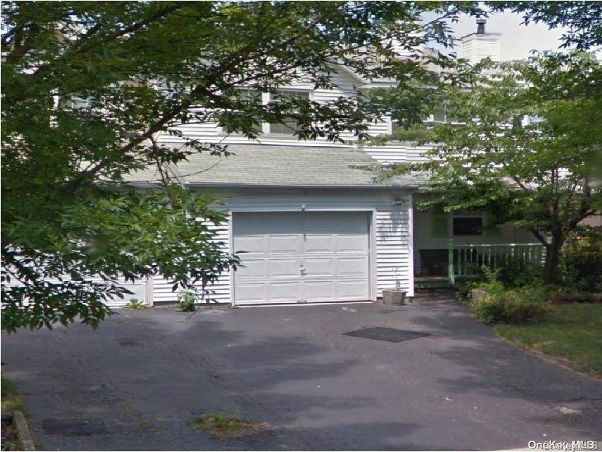 Central Islip, NY 11722,26 Beech ST #1