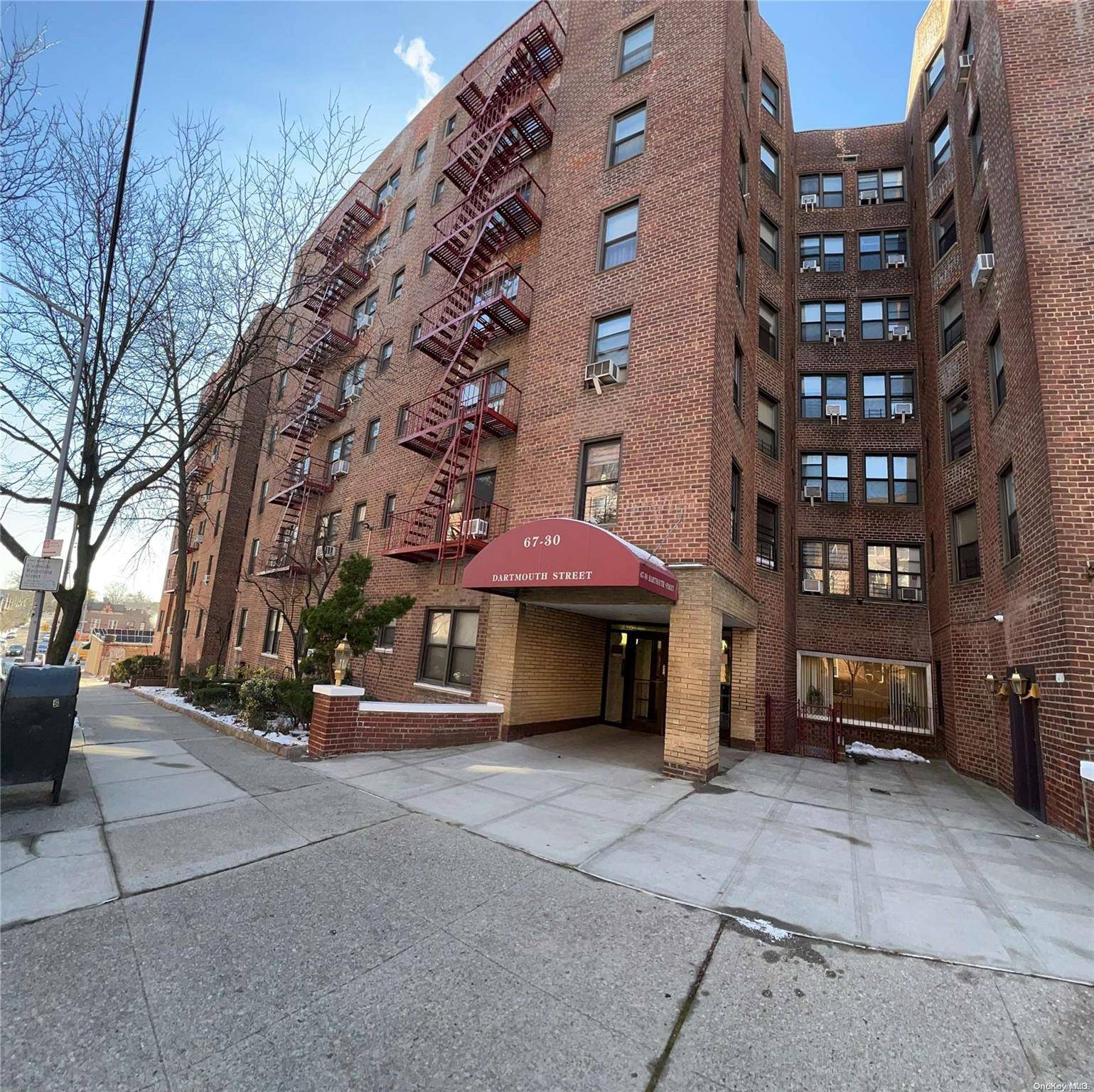 Forest Hills, NY 11375,67-30 Dartmouth ST #3U