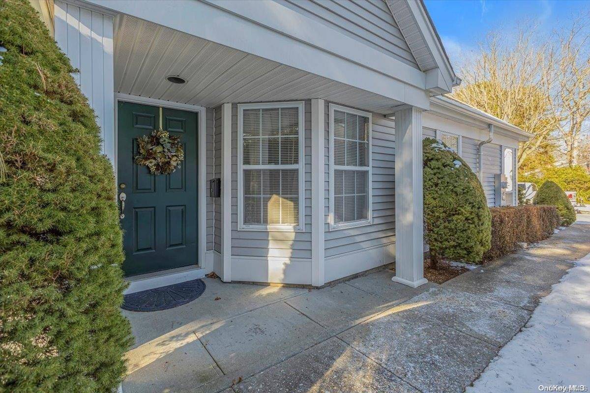Ridge, NY 11961,23 Villanova CT #23