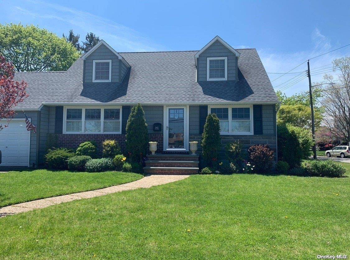 Seaford, NY 11783,3842 Park AVE