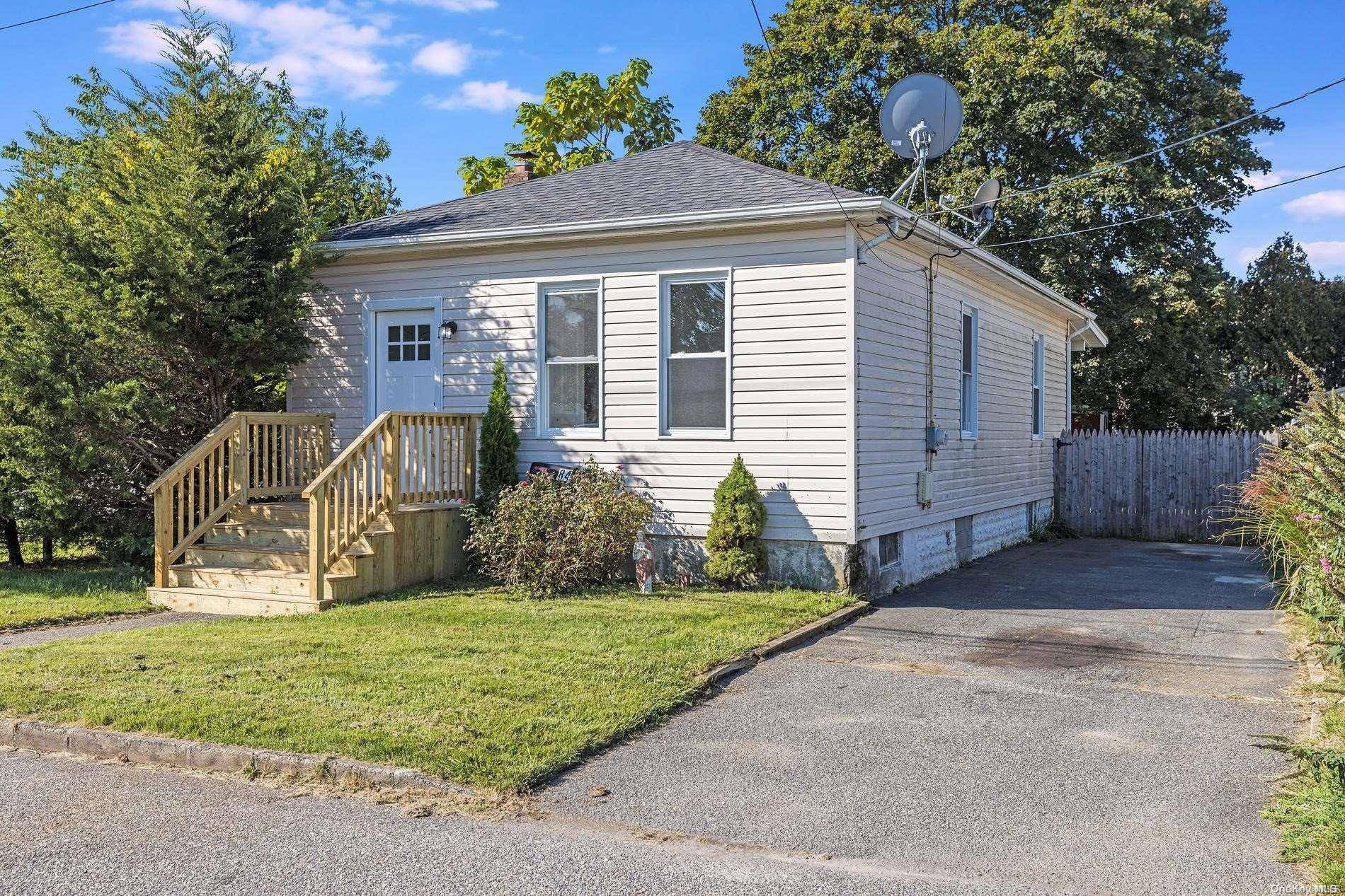 Deer Park, NY 11729,84 Pacific AVE