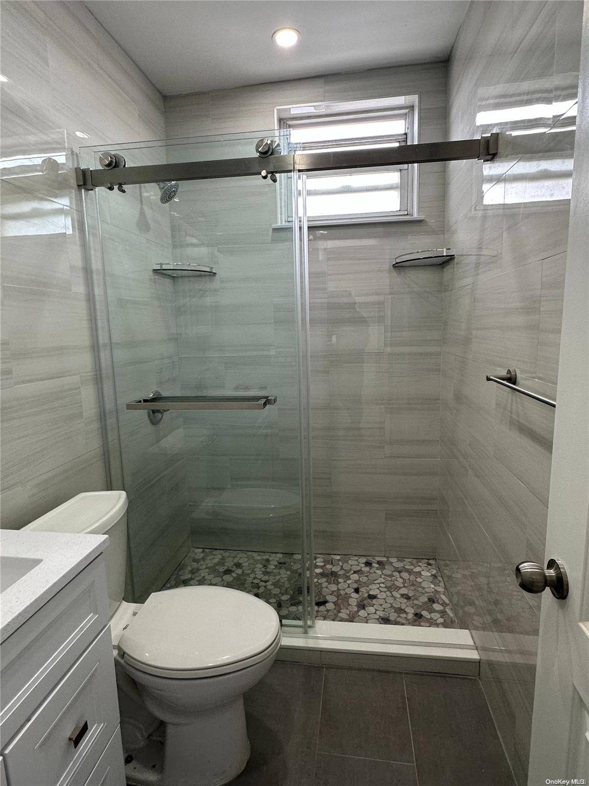 Astoria, NY 11106,34-54 10 St
