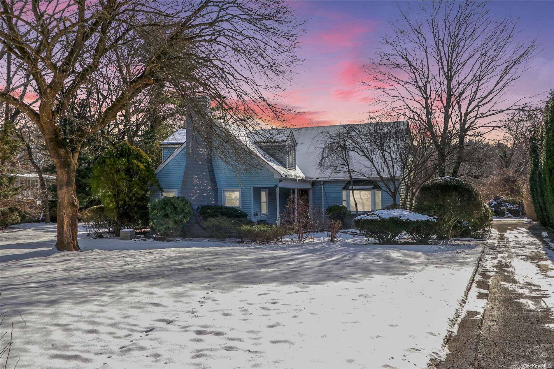 Old Westbury, NY 11568,27 Fox Hollow LN