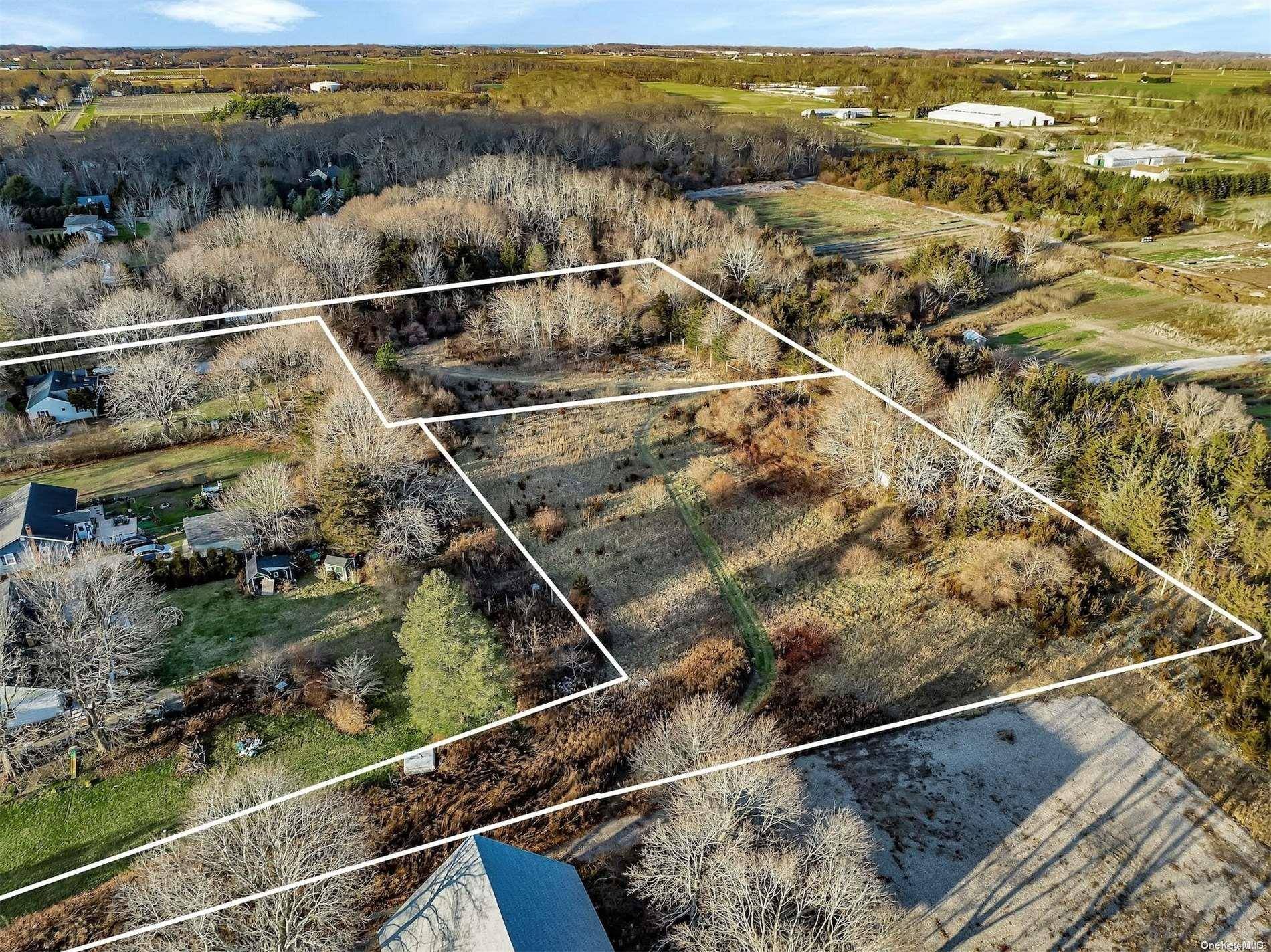 Jamesport, NY 11947,Tuthills LN