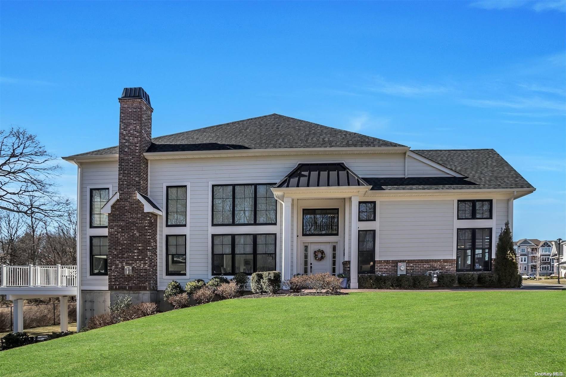 Plainview, NY 11803,76101 Spruce Pond CIR