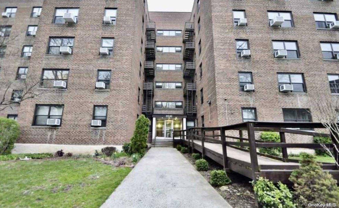 Oakland Gardens, NY 11364,213-02 73rd Ave #1F