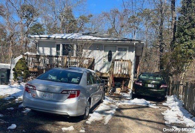 Mastic, NY 11950,111A Wood AVE
