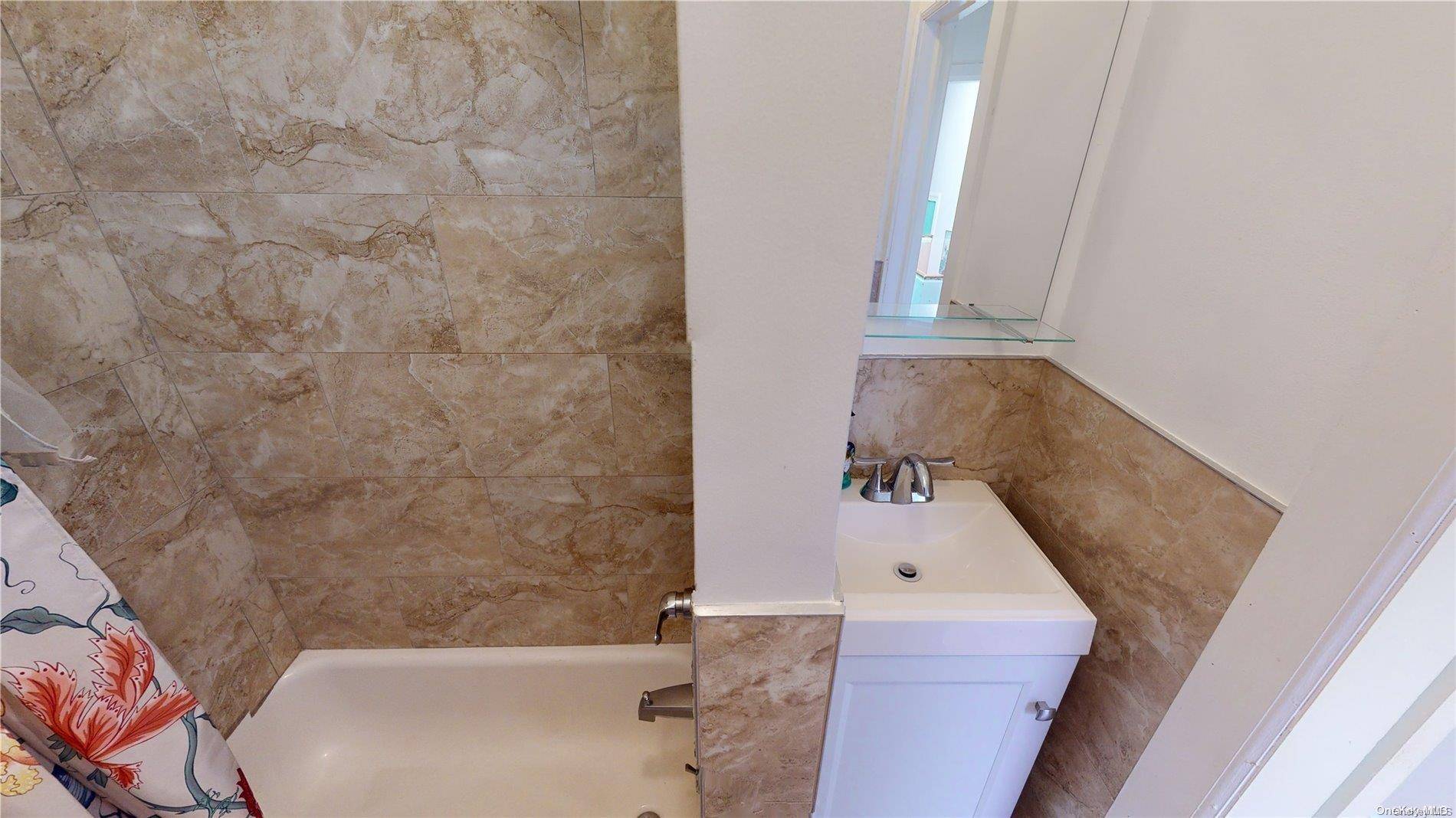 Brooklyn, NY 11222,46 Sutton ST